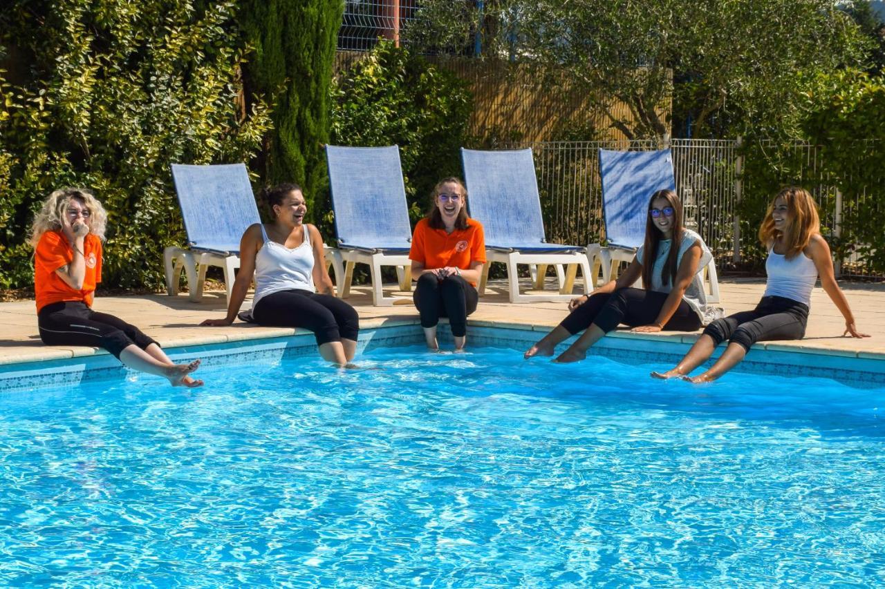 Ibis Budget Millau Viaduc Екстериор снимка