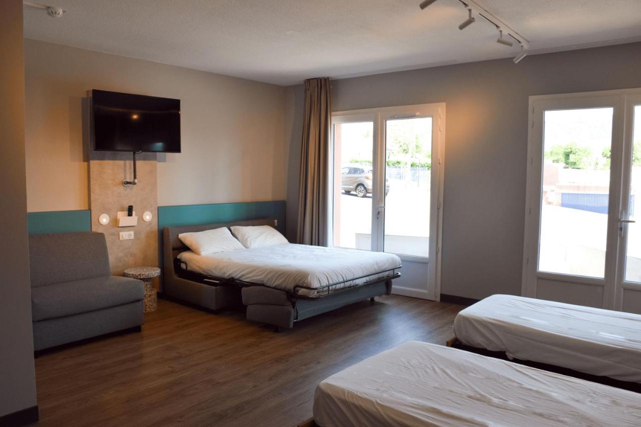 Ibis Budget Millau Viaduc Екстериор снимка
